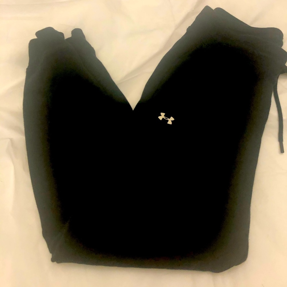 UNDER ARMOR joggers, size XS